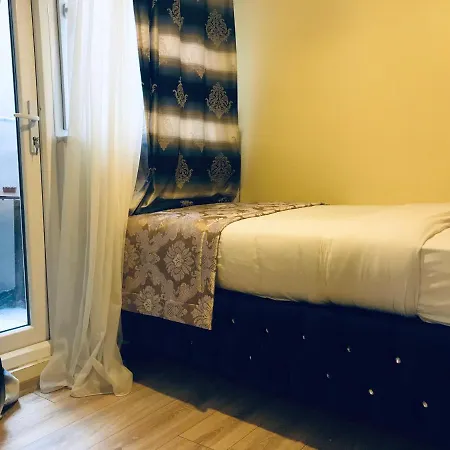 La 3*