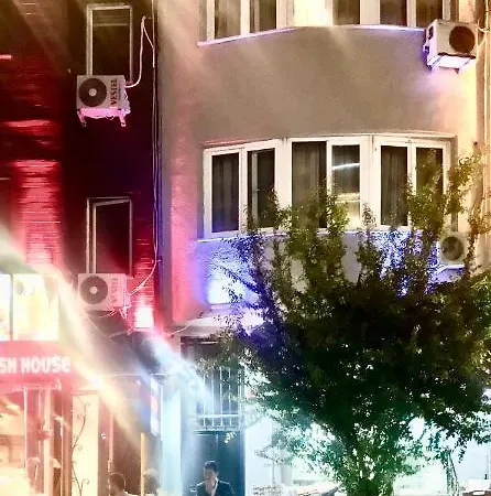 Hotel La Mer Pansiyon 3*