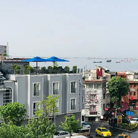La Mer Pansiyon Hotel 3*